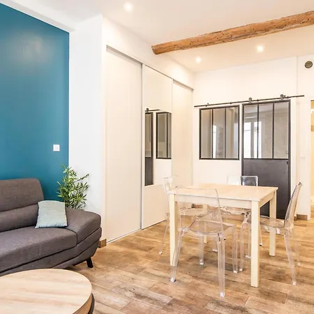 Parking Inclus Vieil 200m Climatise 4 Personnes * Antibes