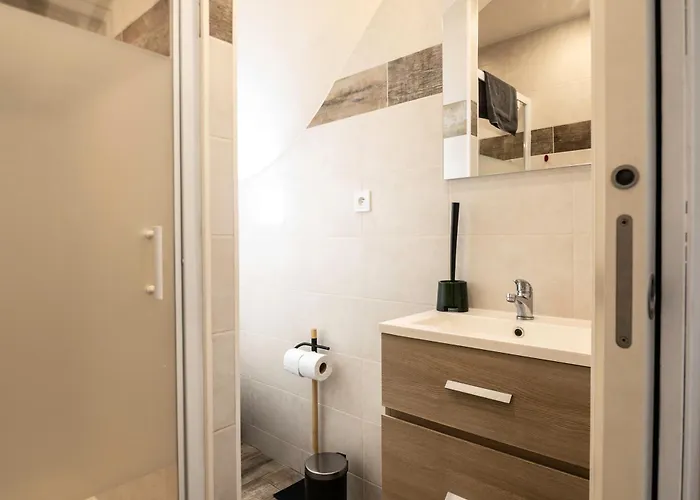 Ragnar House - 3 Pieces A 200m De La * Antibes